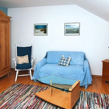 Semi-detached House - Dns08036-l Garding
